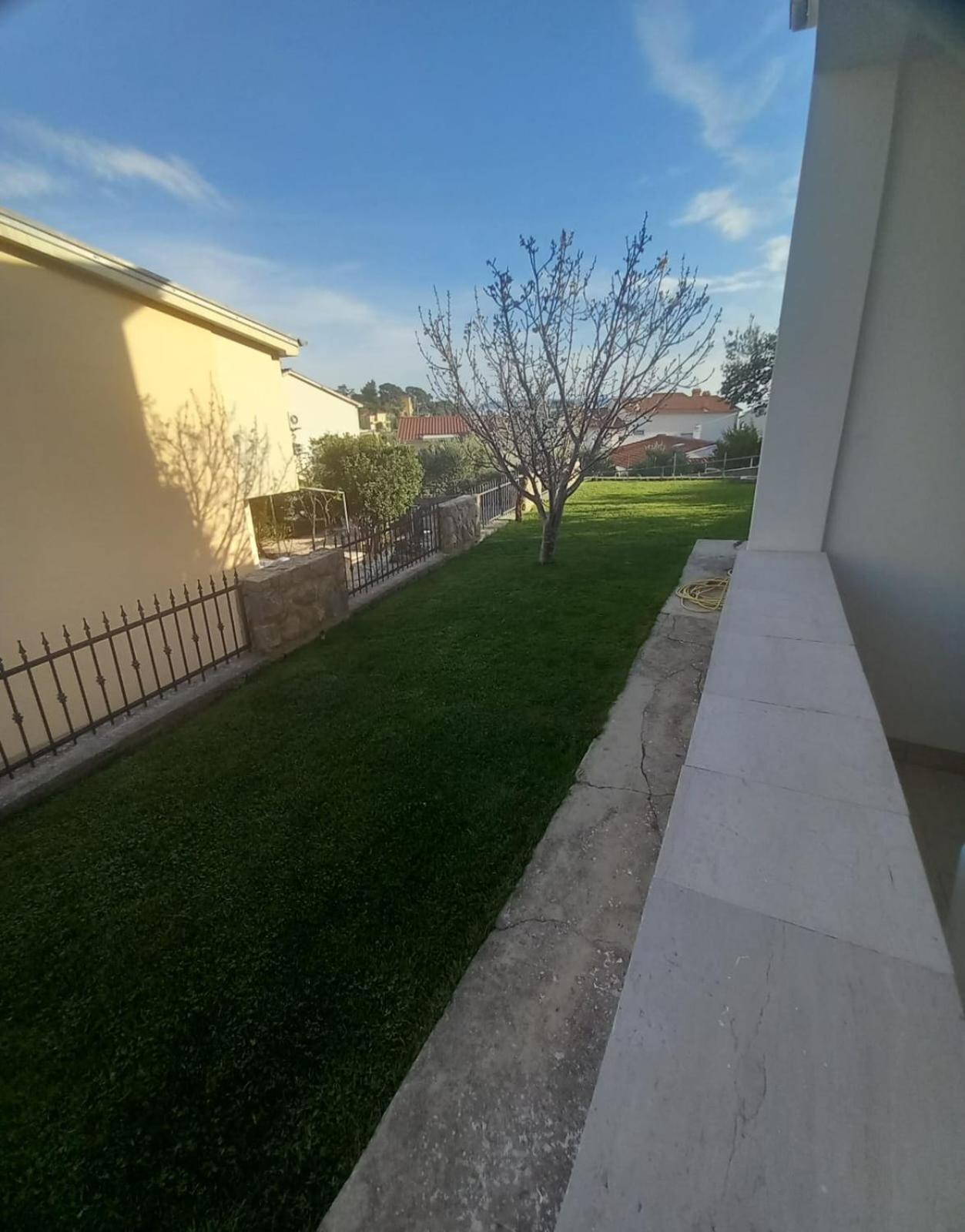 Sobe Ruza Apartment